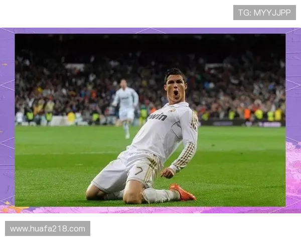 足球球星婚姻揭秘:那些鲜为人知的背后故事与感情波折